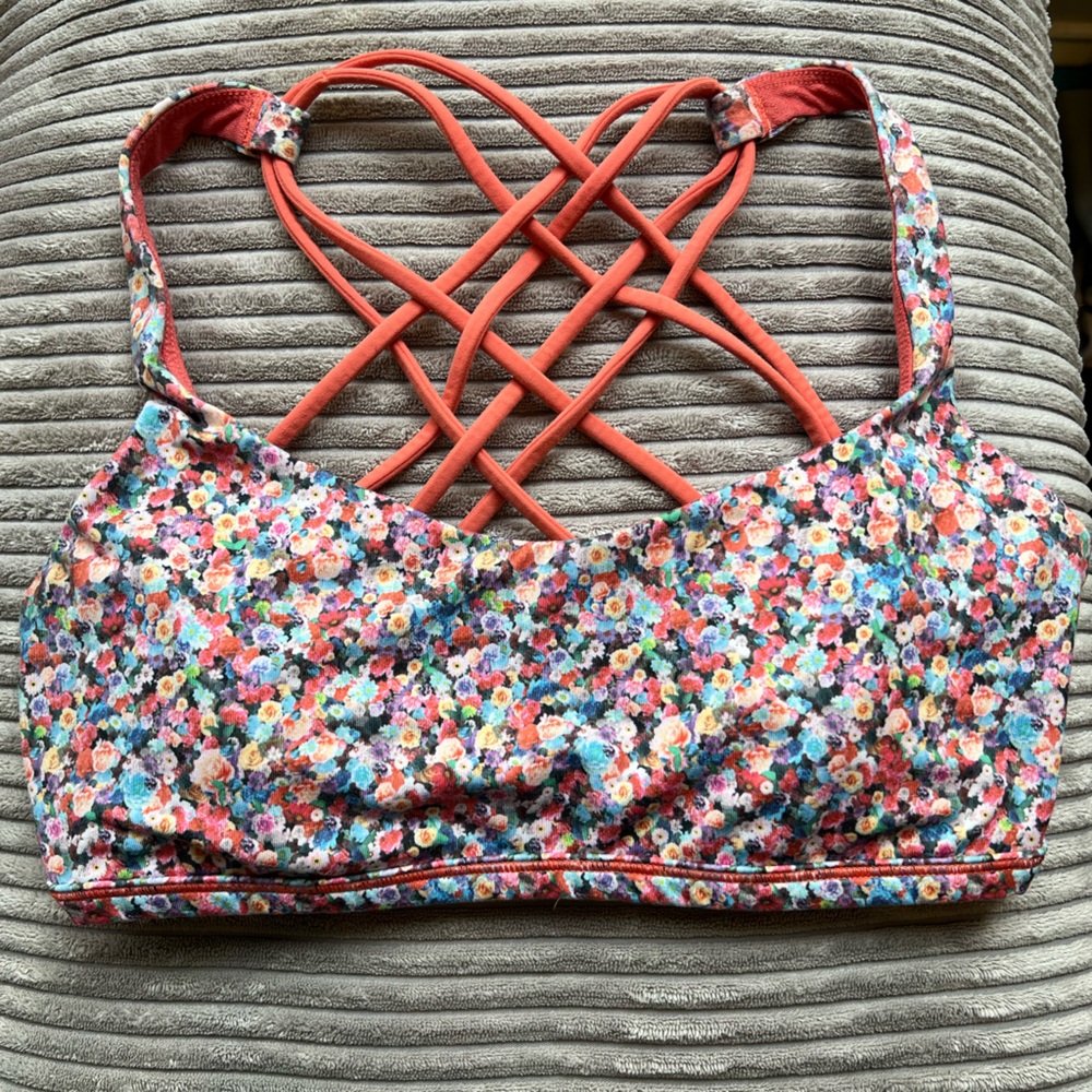 Lululemon Free To Be Wild Bra Prism Petal Size 6